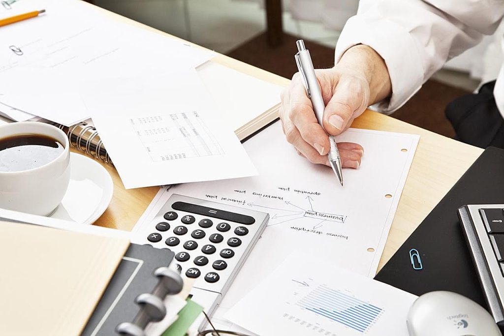A Practical Guide to Using Digital Tools for Smarter Import and Export Operations in 2025