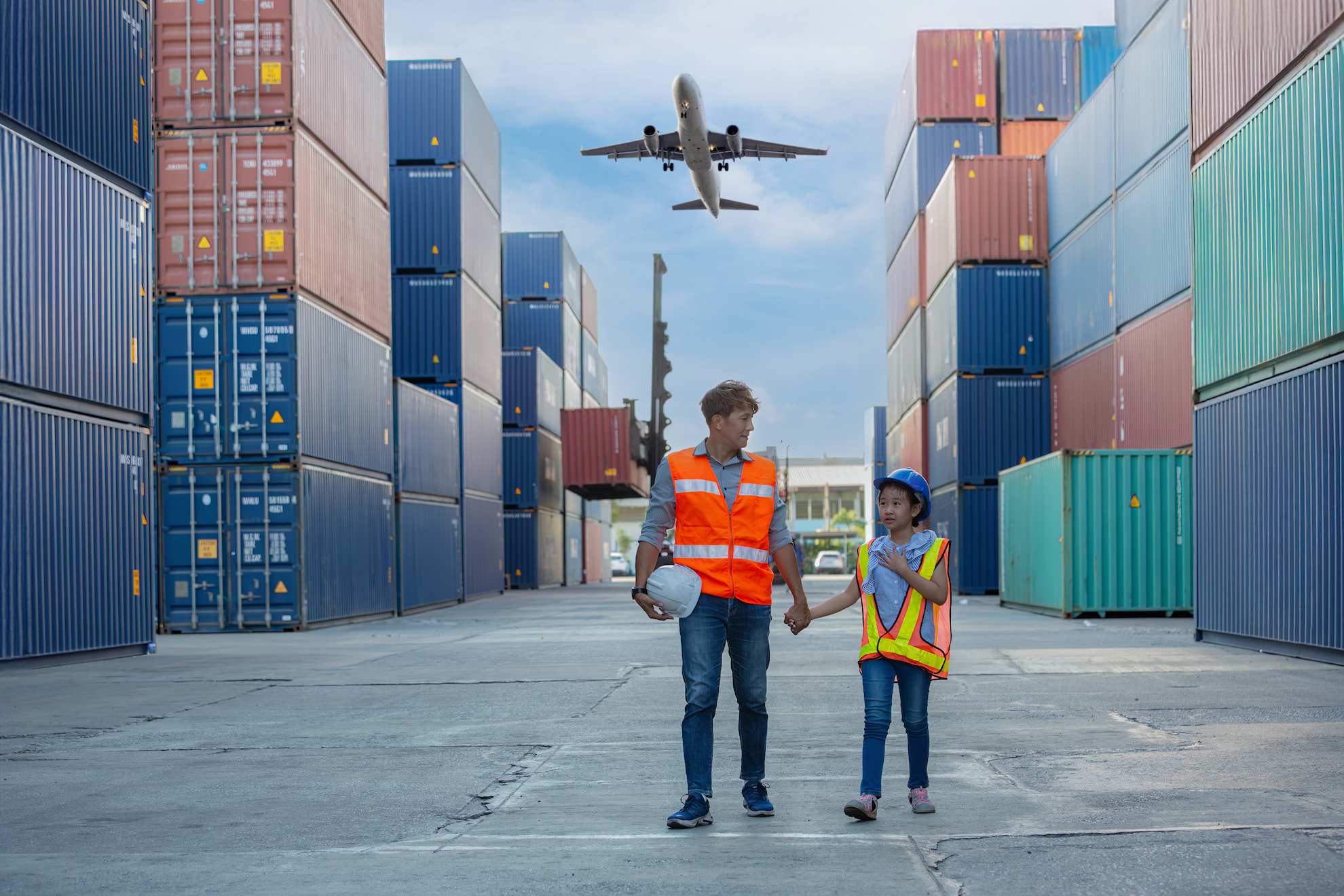 How a B2B logistics marketplace simplifies Iran to GCC supply chains